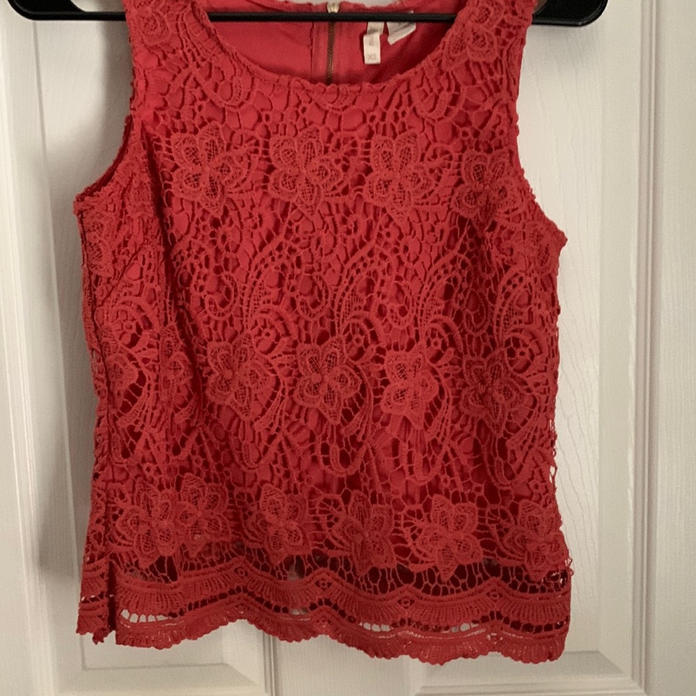 XS, burnt Orange, lace